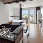 Apartment Sleepy3city With Sea View Ii Gdynia