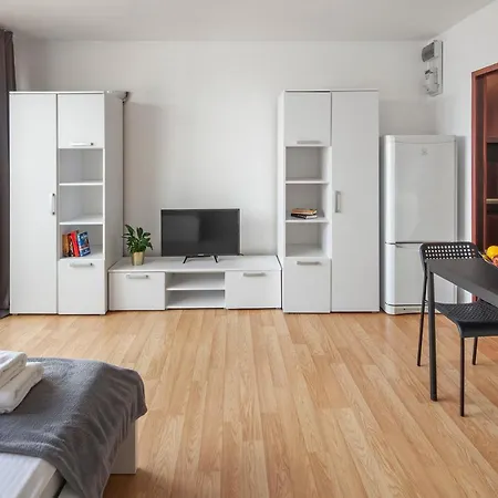 Sleepy3city With Sea View Ii Apartment